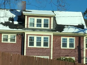 White makes right: Snow shows that the right side is better insulated than the left.